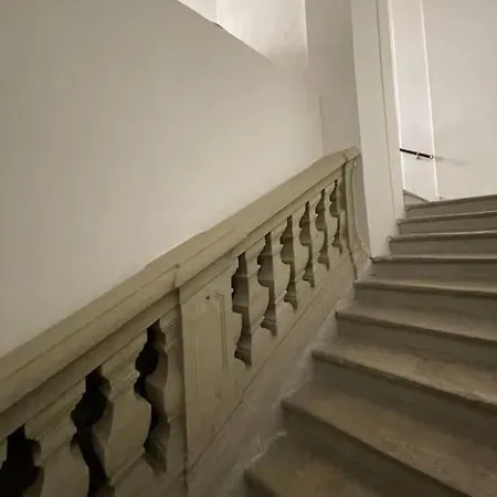 Mona In The Palace ! Bratislava